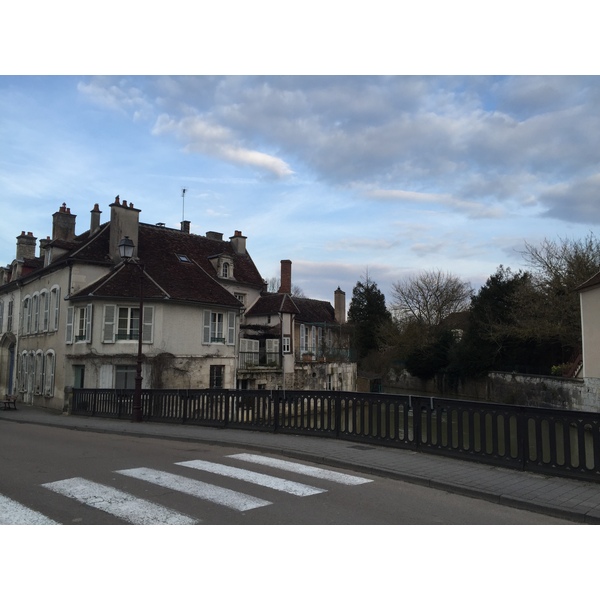 Picture France Tonnerre 2016-02 9 - Tours Tonnerre