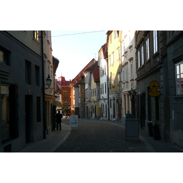 Picture Slovenia Ljubljana Historic Centre 2008-01 25 - Tours Historic Centre