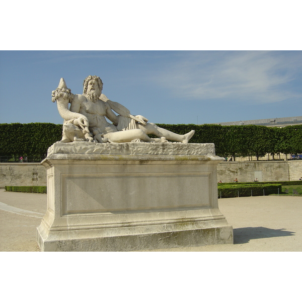 Picture France Paris Garden of Tuileries 2007-05 112 - Tour Garden of Tuileries