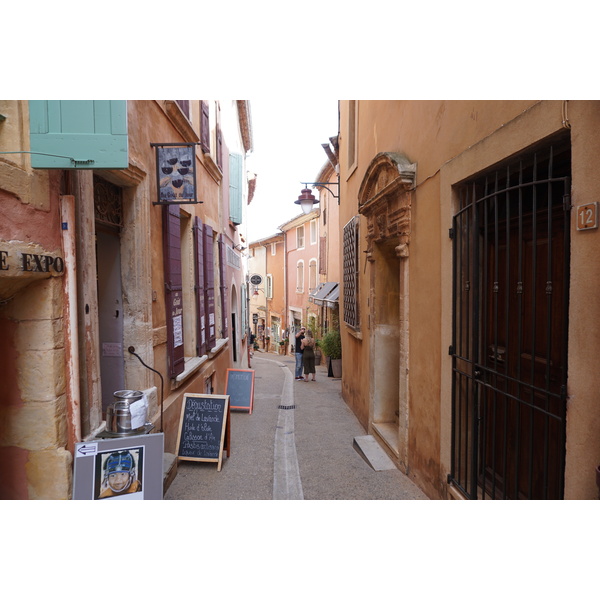 Picture France Roussillon 2017-08 21 - History Roussillon