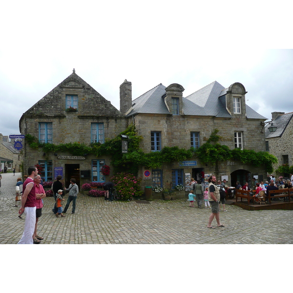 Picture France Locronan 2008-07 26 - History Locronan