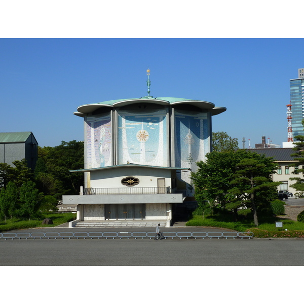 Picture Japan Tokyo Imperial Palace 2010-06 72 - Around Imperial Palace