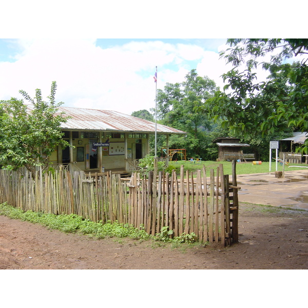 Picture Thailand Mae Hong Son 2003-07 60 - History Mae Hong Son