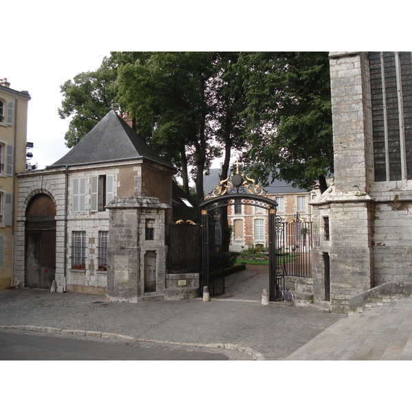 Picture France Chartres 2006-08 69 - Journey Chartres