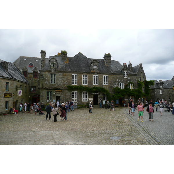 Picture France Locronan 2008-07 15 - Recreation Locronan