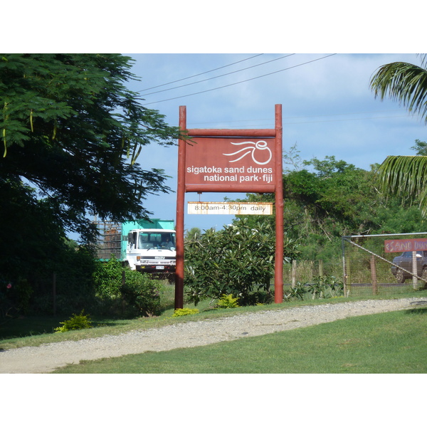 Picture Fiji Sigatoka sand dunes national park 2010-05 23 - Discovery Sigatoka sand dunes national park