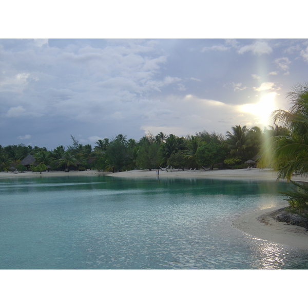 Picture Polynesia Meridien Bora Bora Hotel 2006-04 47 - History Meridien Bora Bora Hotel