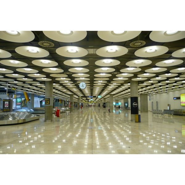 Picture Spain Madrid Barajas Airport 2007-09 67 - Journey Barajas Airport