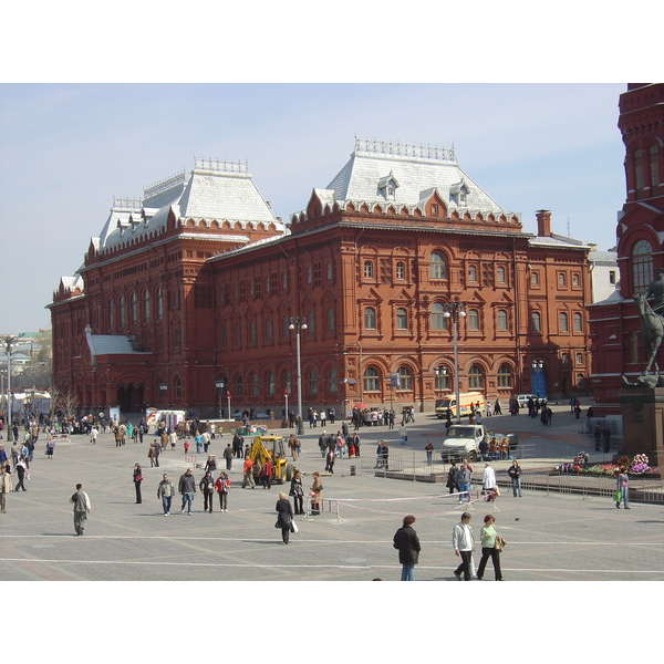 Picture Russia Moscow Red Square 2005-04 60 - Discovery Red Square