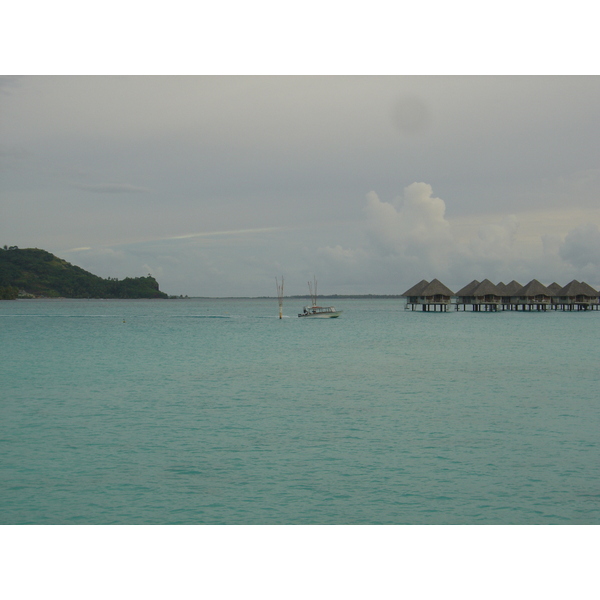 Picture Polynesia Meridien Bora Bora Hotel 2006-04 43 - Tours Meridien Bora Bora Hotel