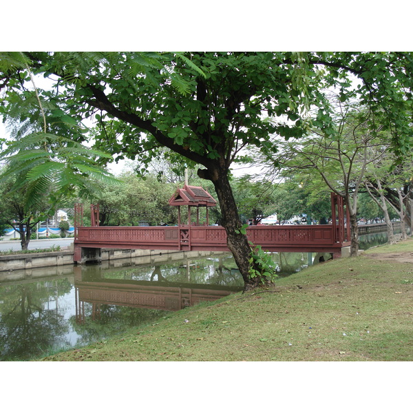 Picture Thailand Chiang Mai Inside Canal Arrak Road(Canal) 2006-04 6 - Recreation Arrak Road(Canal)