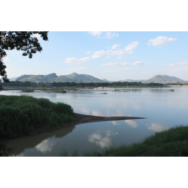 Picture Thailand Mekong river 2012-12 196 - Center Mekong river