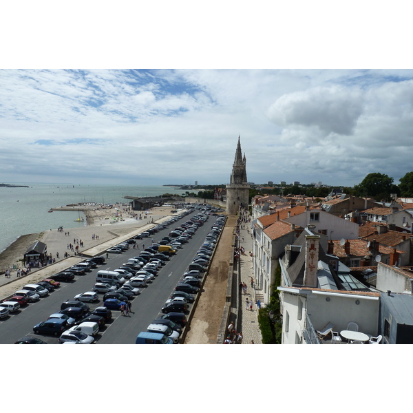 Picture France La Rochelle Chain Tower 2010-08 19 - Around Chain Tower