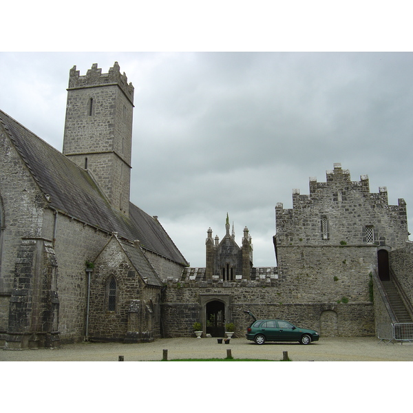 Picture Ireland Limerick County Adare 2004-05 20 - Center Adare