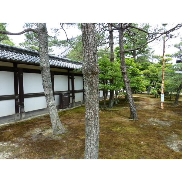 Picture Japan Kyoto Nijo Castle Honmaru Palace 2010-06 61 - Center Honmaru Palace