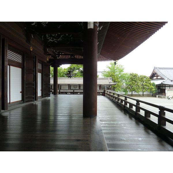 Picture Japan Kyoto Higashi Honganji Temple 2010-06 19 - Discovery Higashi Honganji Temple