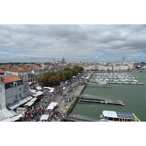 Picture France La Rochelle Chain Tower 2010-08 11 - Center Chain Tower