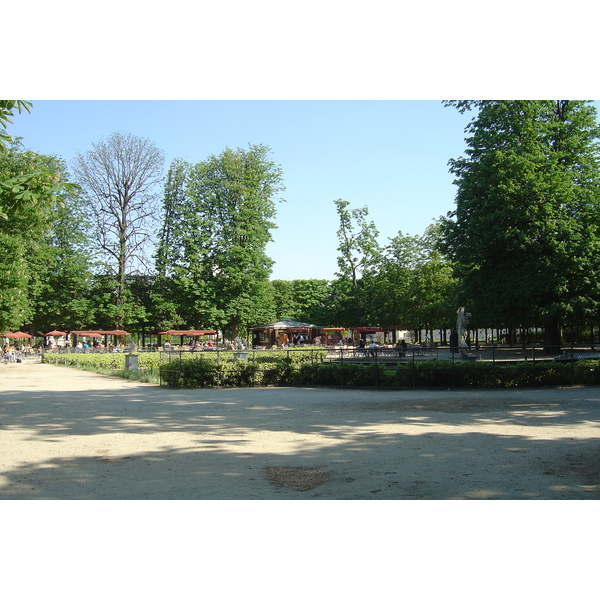 Picture France Paris Garden of Tuileries 2007-05 210 - Tours Garden of Tuileries