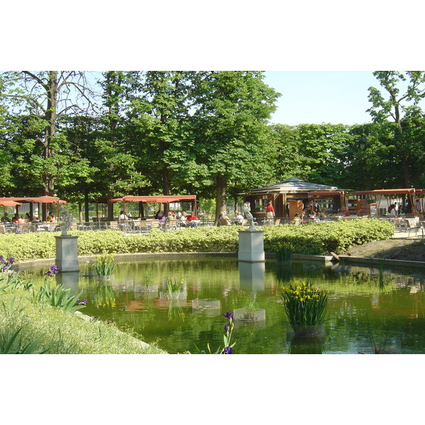 Picture France Paris Garden of Tuileries 2007-05 237 - Journey Garden of Tuileries