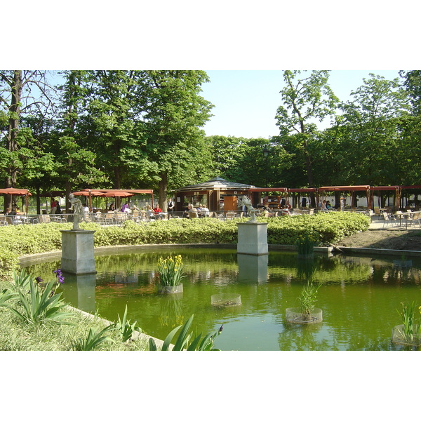 Picture France Paris Garden of Tuileries 2007-05 293 - Recreation Garden of Tuileries