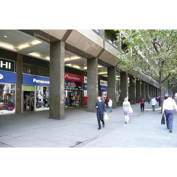 Picture United Kingdom London Tottenham Court Road 2007-09 38 - Tours Tottenham Court Road