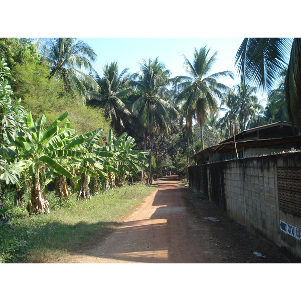 Picture Thailand Phitsanulok Jomthong Road 2008-01 29 - Tours Jomthong Road