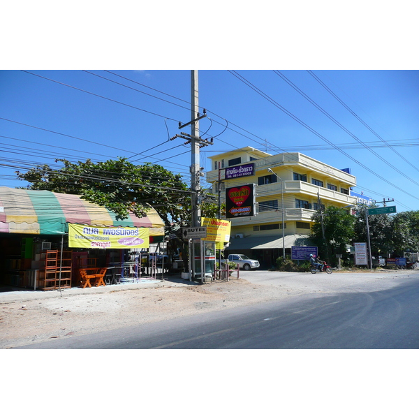 Picture Thailand Pattaya to Ko Samet road 2008-12 118 - Center Pattaya to Ko Samet road