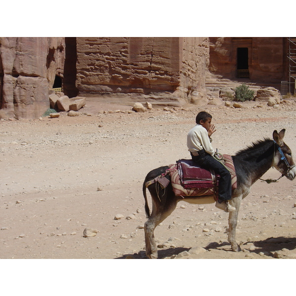 Picture Jordan Petra 2004-10 92 - Journey Petra