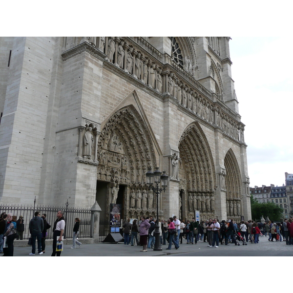 Picture France Paris Notre Dame 2007-05 247 - Recreation Notre Dame