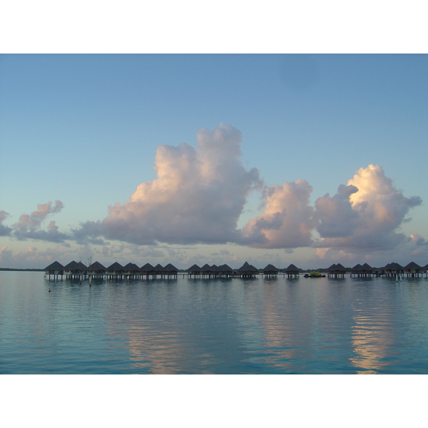 Picture Polynesia Meridien Bora Bora Hotel 2006-04 52 - Tours Meridien Bora Bora Hotel