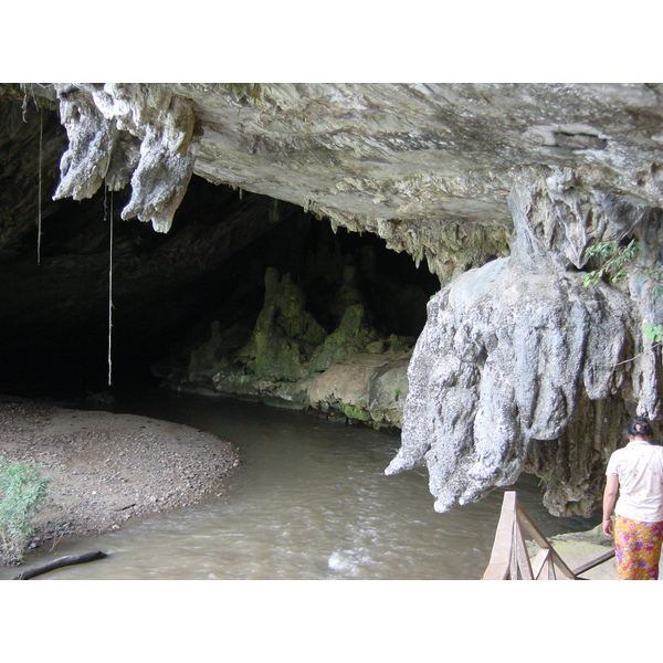 Picture Thailand Mae Hong Son 2003-07 96 - History Mae Hong Son