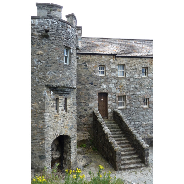 Picture United Kingdom Scotland Eilean Donan Castle 2011-07 43 - Center Eilean Donan Castle