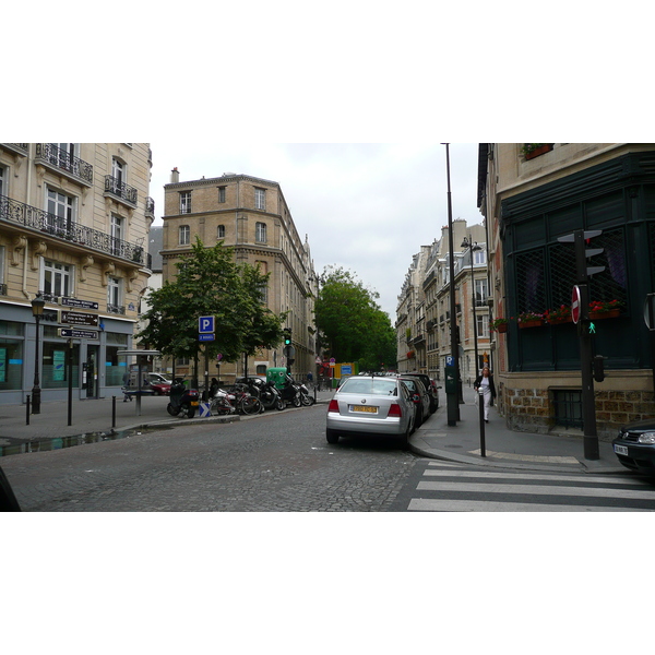 Picture France Paris 17th Arrondissement Rue Levis 2007-05 2 - Tour Rue Levis