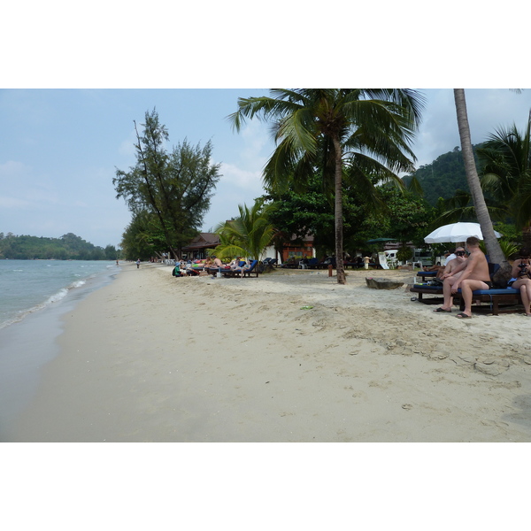 Picture Thailand Ko Chang Klong Prao beach 2011-02 109 - Center Klong Prao beach