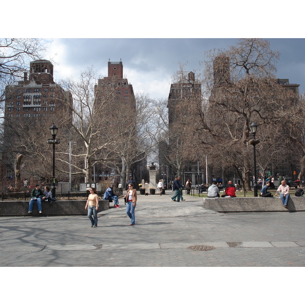 Picture United States New York Washington Square 2006-03 12 - Journey Washington Square