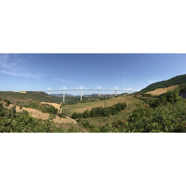 Picture France Viaduc de Millau 2017-08 2 - Tour Viaduc de Millau