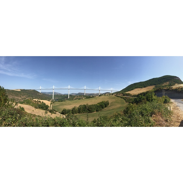 Picture France Viaduc de Millau 2017-08 16 - Tour Viaduc de Millau