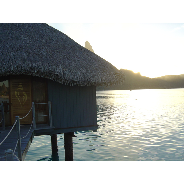 Picture Polynesia Meridien Bora Bora Hotel 2006-04 59 - Tour Meridien Bora Bora Hotel