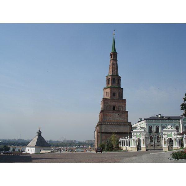 Picture Russia Kazan Kremlin 2006-07 65 - Recreation Kremlin