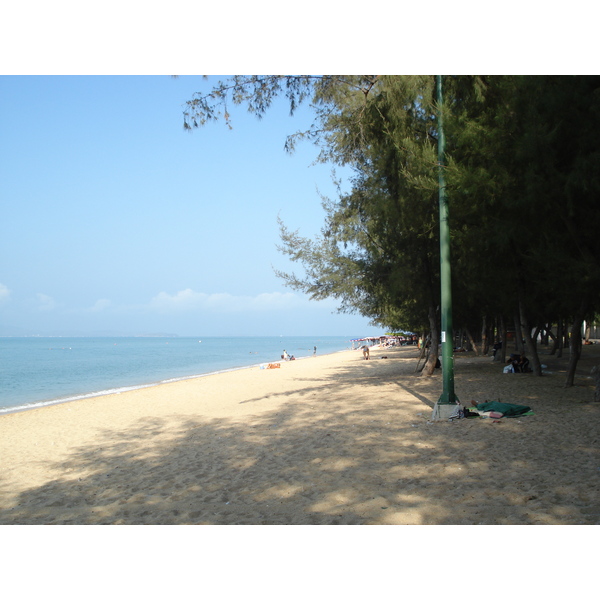 Picture Thailand Pattaya Dongtan beach 2008-01 24 - History Dongtan beach