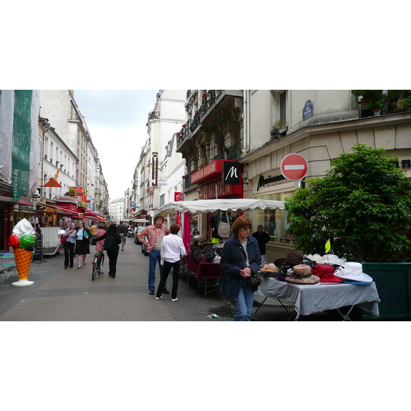 Picture France Paris 17th Arrondissement Rue Levis 2007-05 9 - Journey Rue Levis