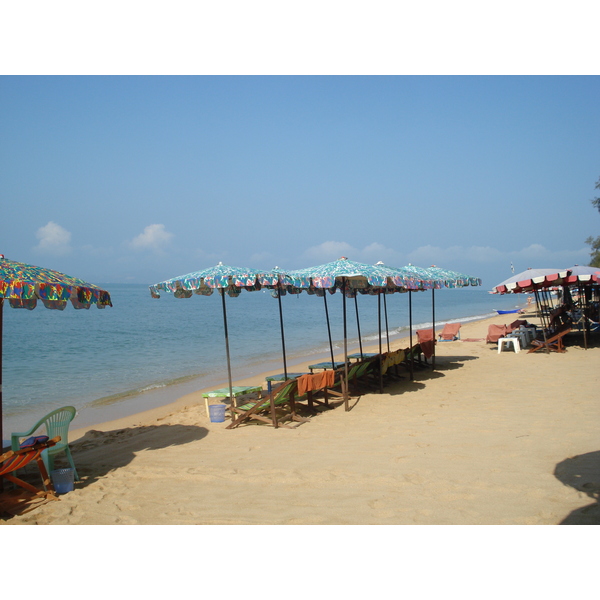 Picture Thailand Pattaya Dongtan beach 2008-01 49 - Center Dongtan beach