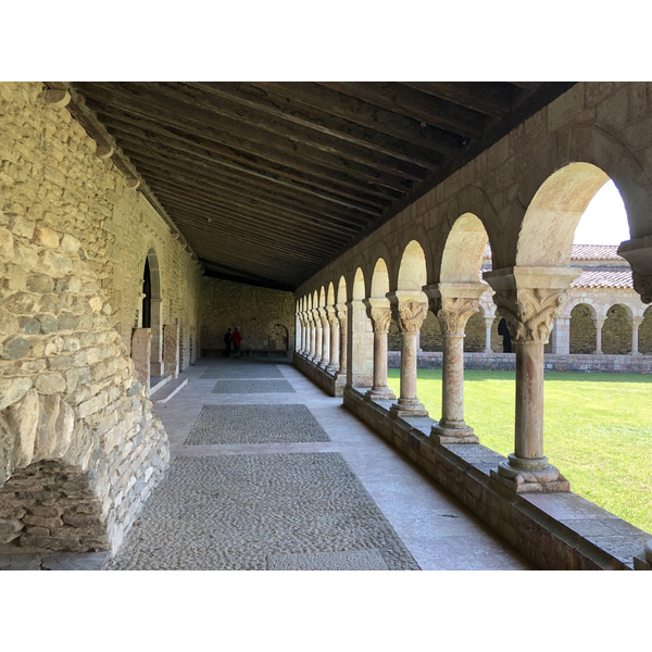 Picture France Abbaye Saint-Michel de Cuxa 2018-04 3 - Recreation Abbaye Saint-Michel de Cuxa