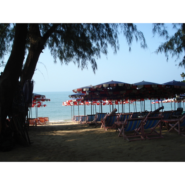 Picture Thailand Pattaya Dongtan beach 2008-01 8 - Around Dongtan beach