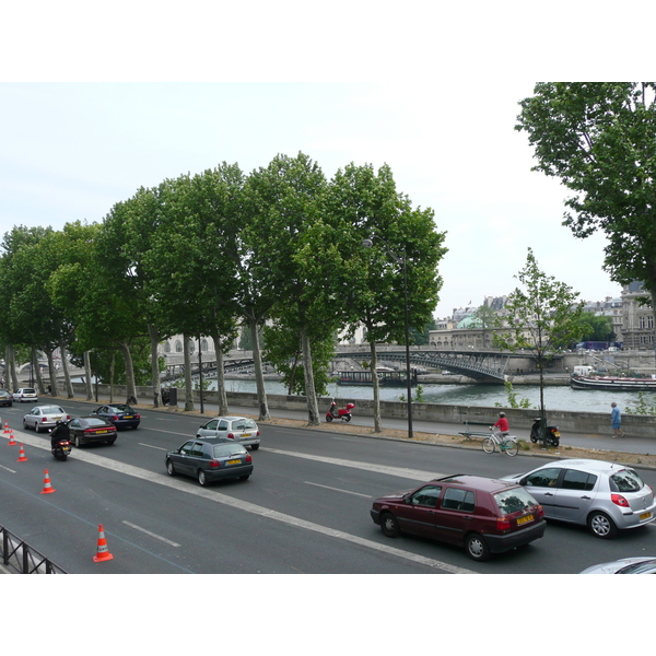 Picture France Paris Garden of Tuileries 2007-05 138 - History Garden of Tuileries