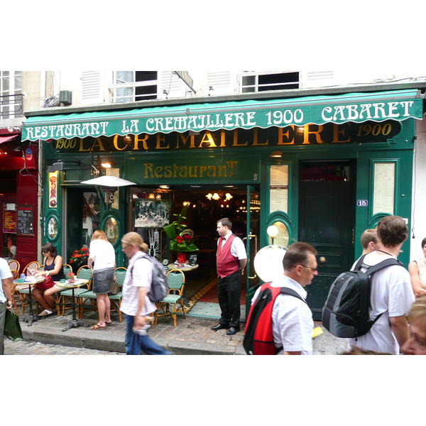 Picture France Paris Place du Tertre 2007-06 27 - Center Place du Tertre