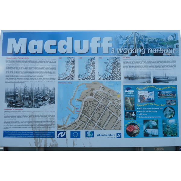 Picture United Kingdom Scotland Macduff 2011-07 16 - History Macduff