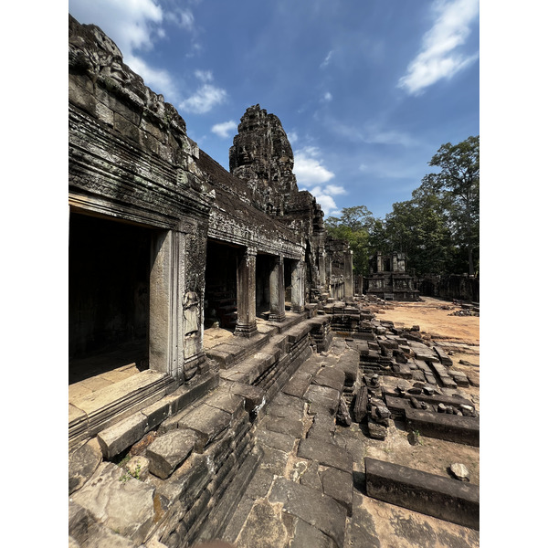 Picture Cambodia Siem Reap Bayon 2023-01 25 - Journey Bayon