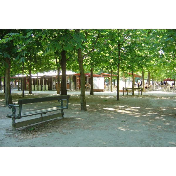 Picture France Paris Garden of Tuileries 2007-05 183 - Tours Garden of Tuileries