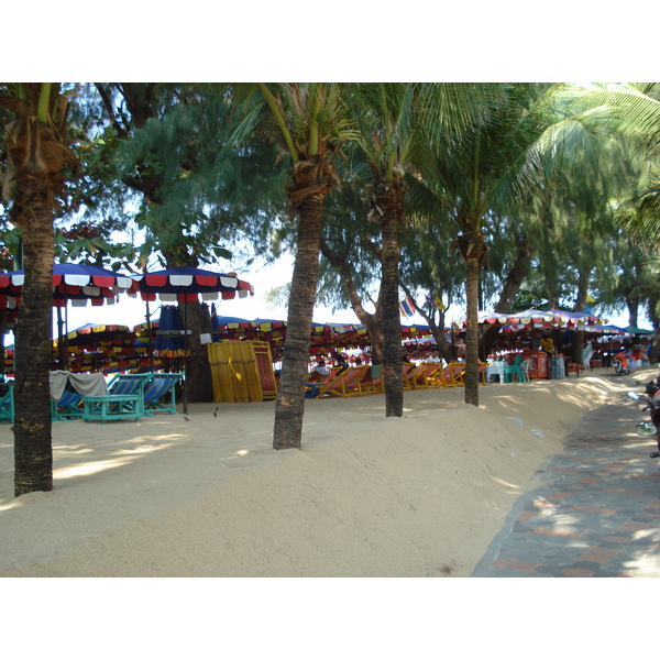 Picture Thailand Pattaya Dongtan beach 2008-01 47 - Discovery Dongtan beach